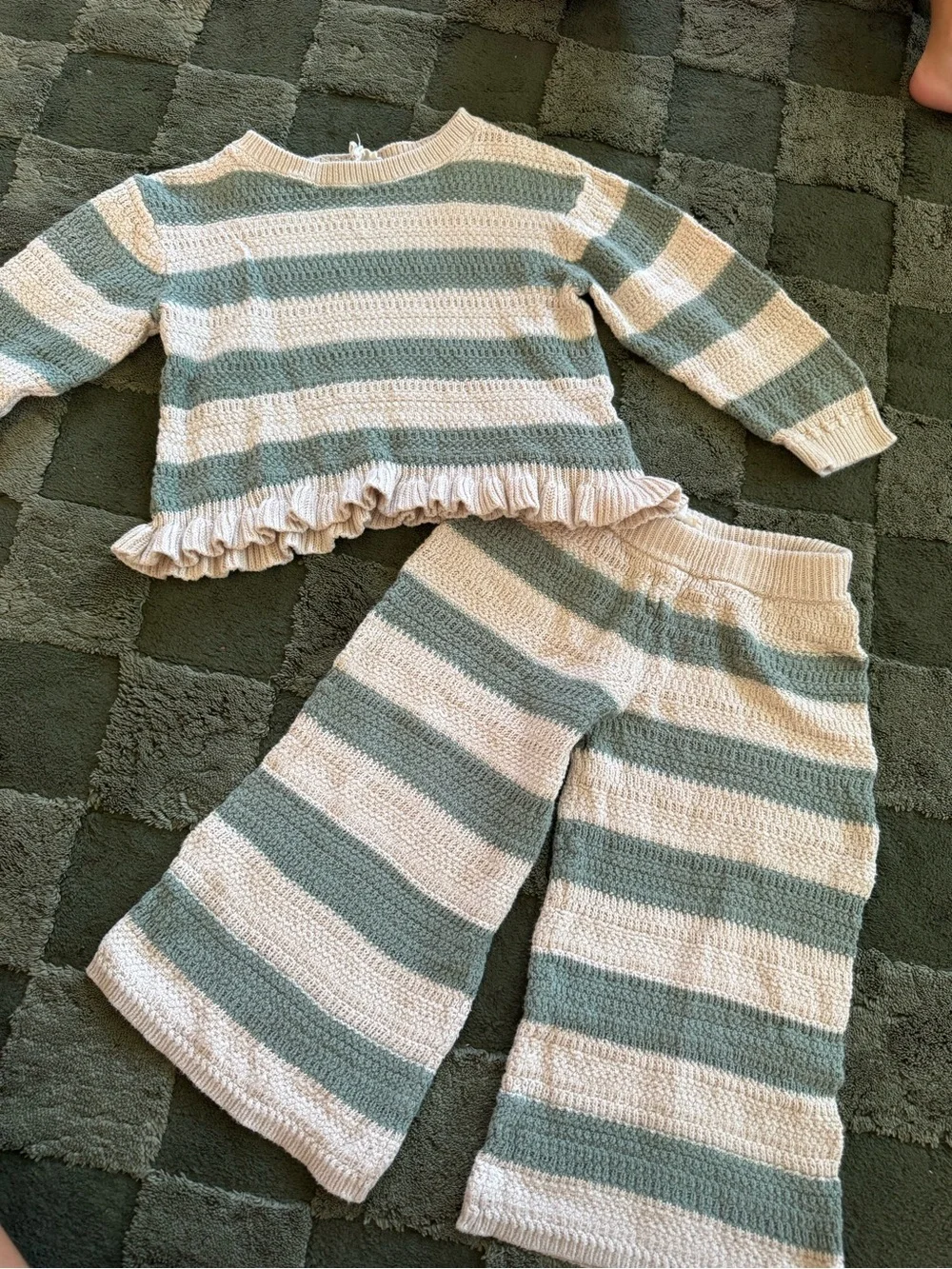 Jessica Simpson Striped Knit Pajama Set - Sage & Cream
